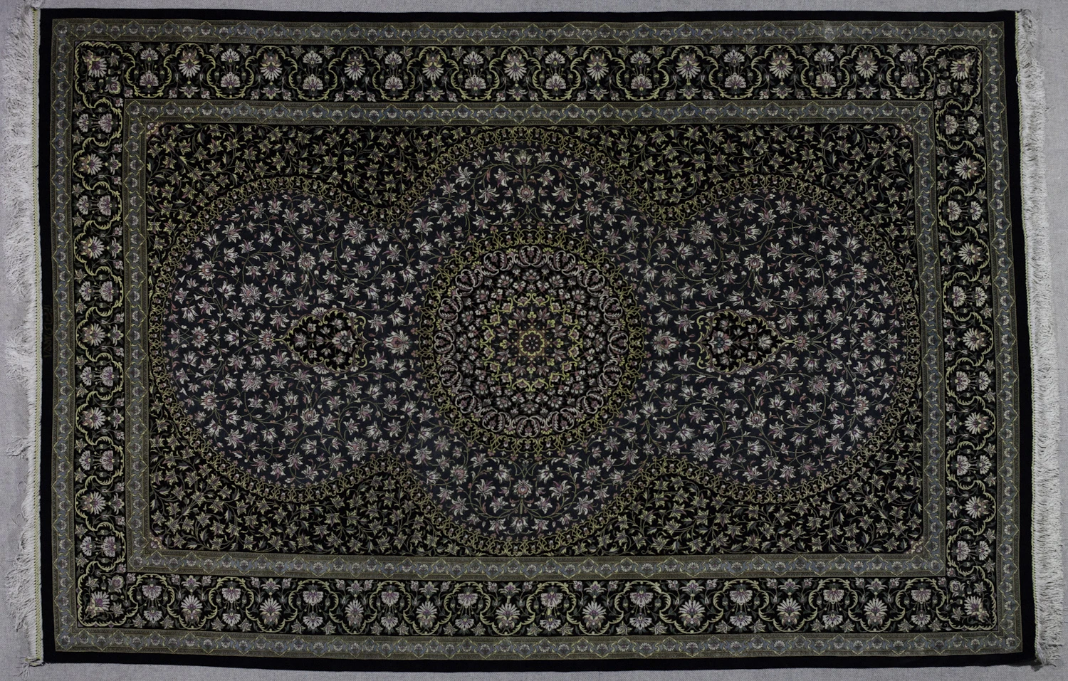 AdrianFisk-AntiqueRugs-1500pix-19.jpg