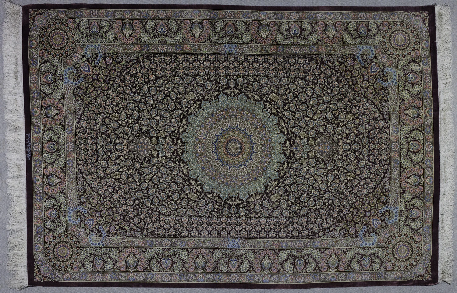 AdrianFisk-AntiqueRugs-1500pix-25.jpg