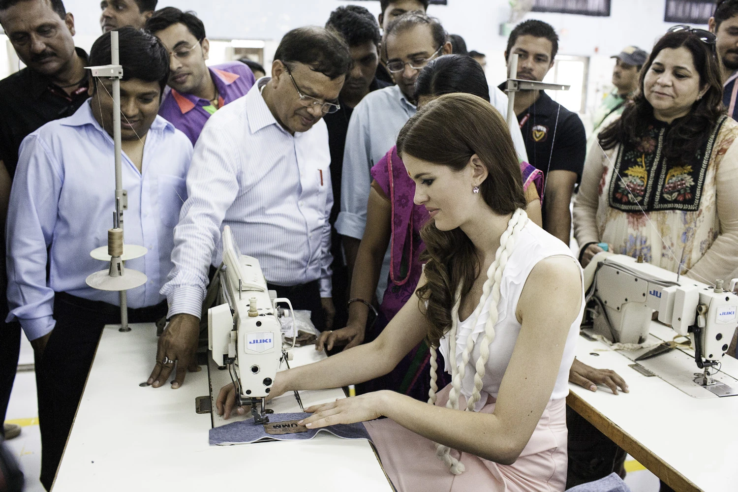 AdrianFisk-MissWorldInIndia-Website-5.jpg