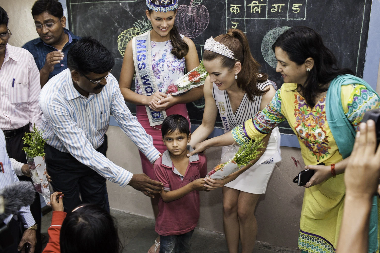 AdrianFisk-MissWorldInIndia-Website-2-3.jpg