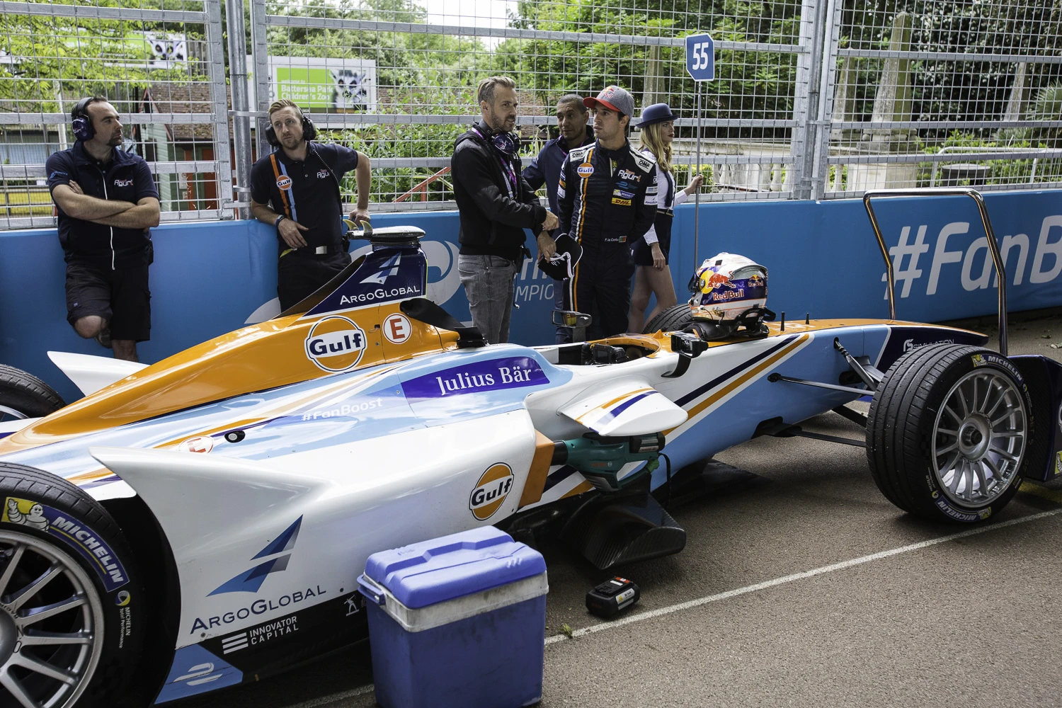 Adrian Fisk-MummChampagne-LondonEprix-10.jpg
