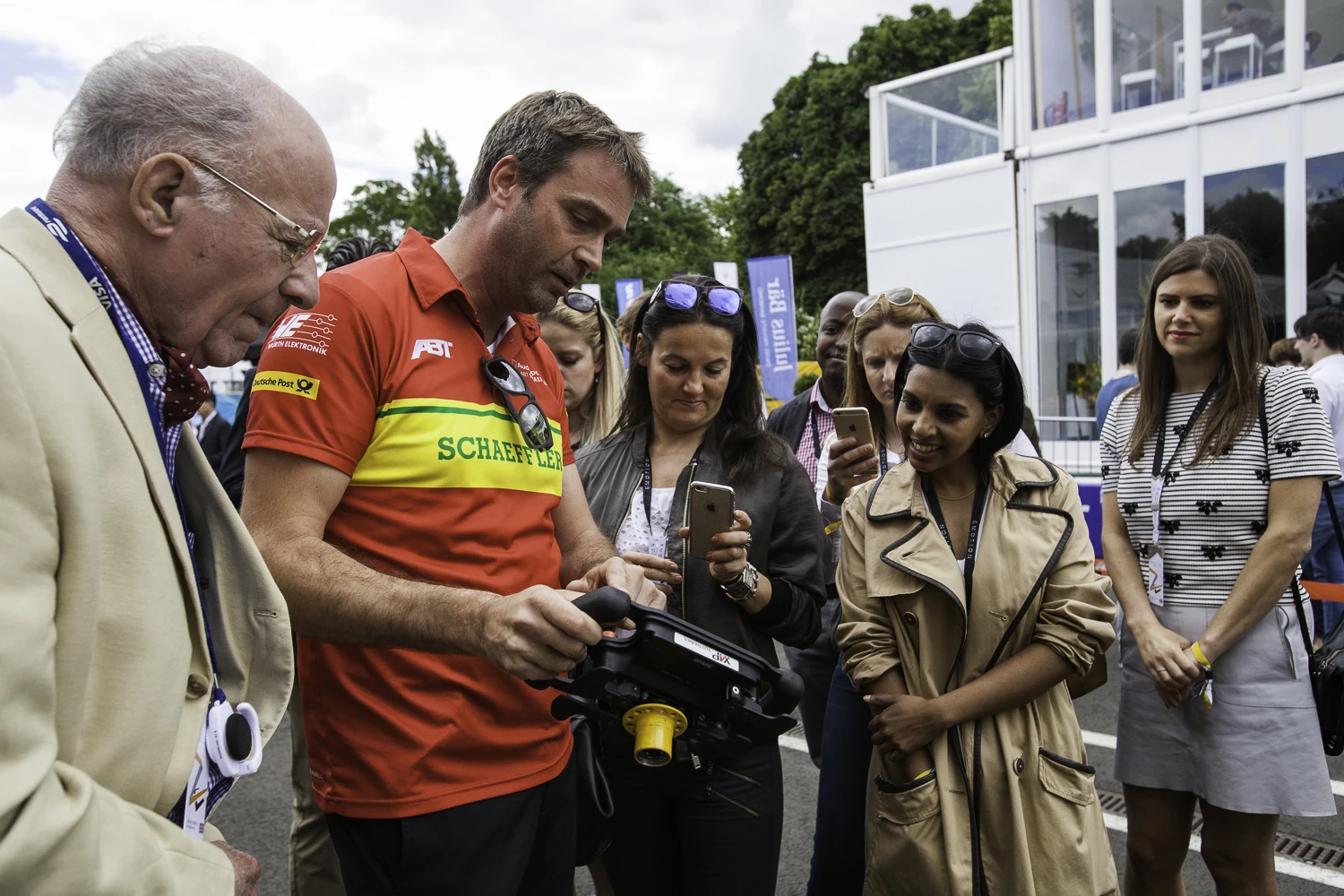 Adrian Fisk-MummChampagne2-LondonEprix-2.jpg