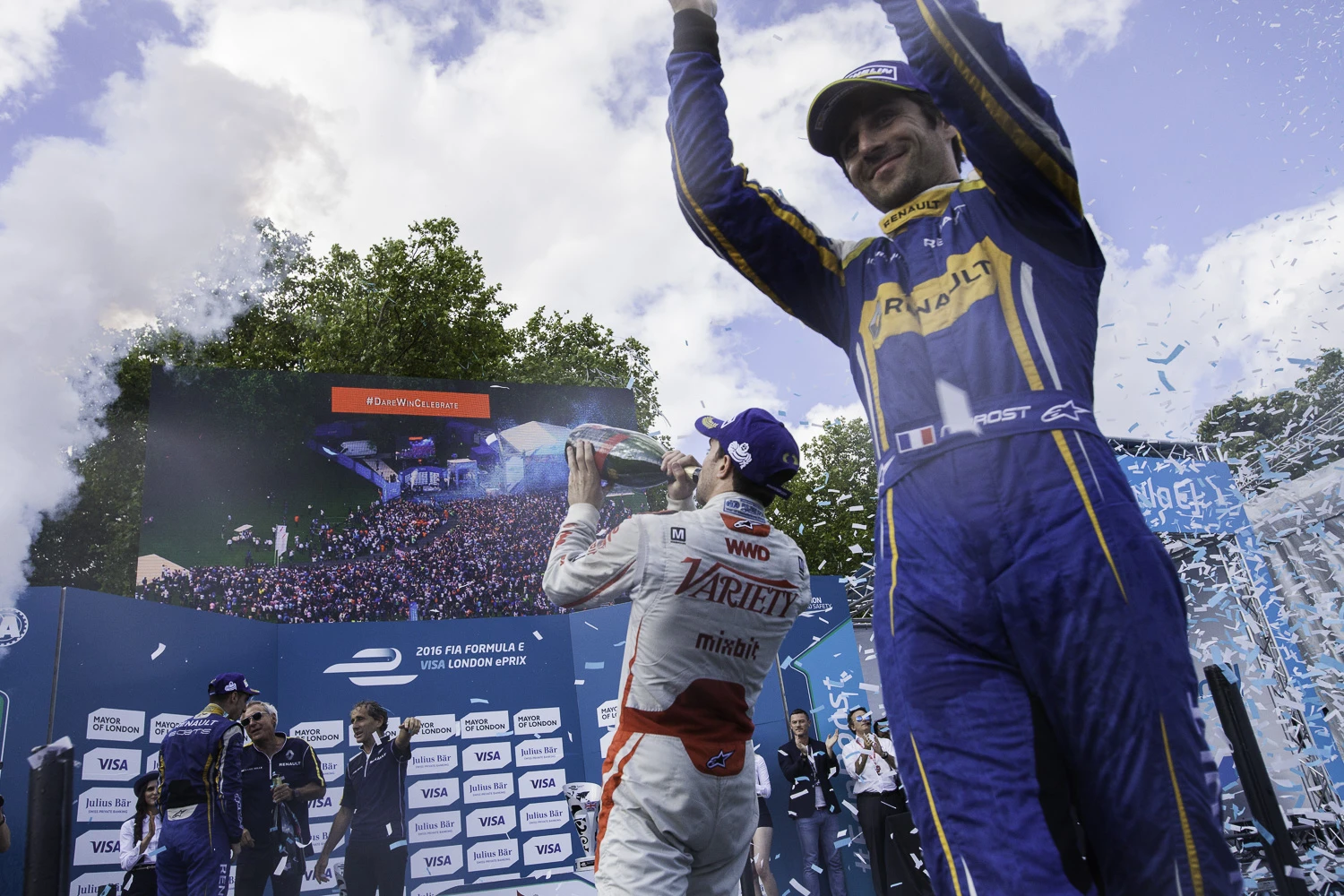 Adrian Fisk-MummChampagne2-LondonEprix-21.jpg