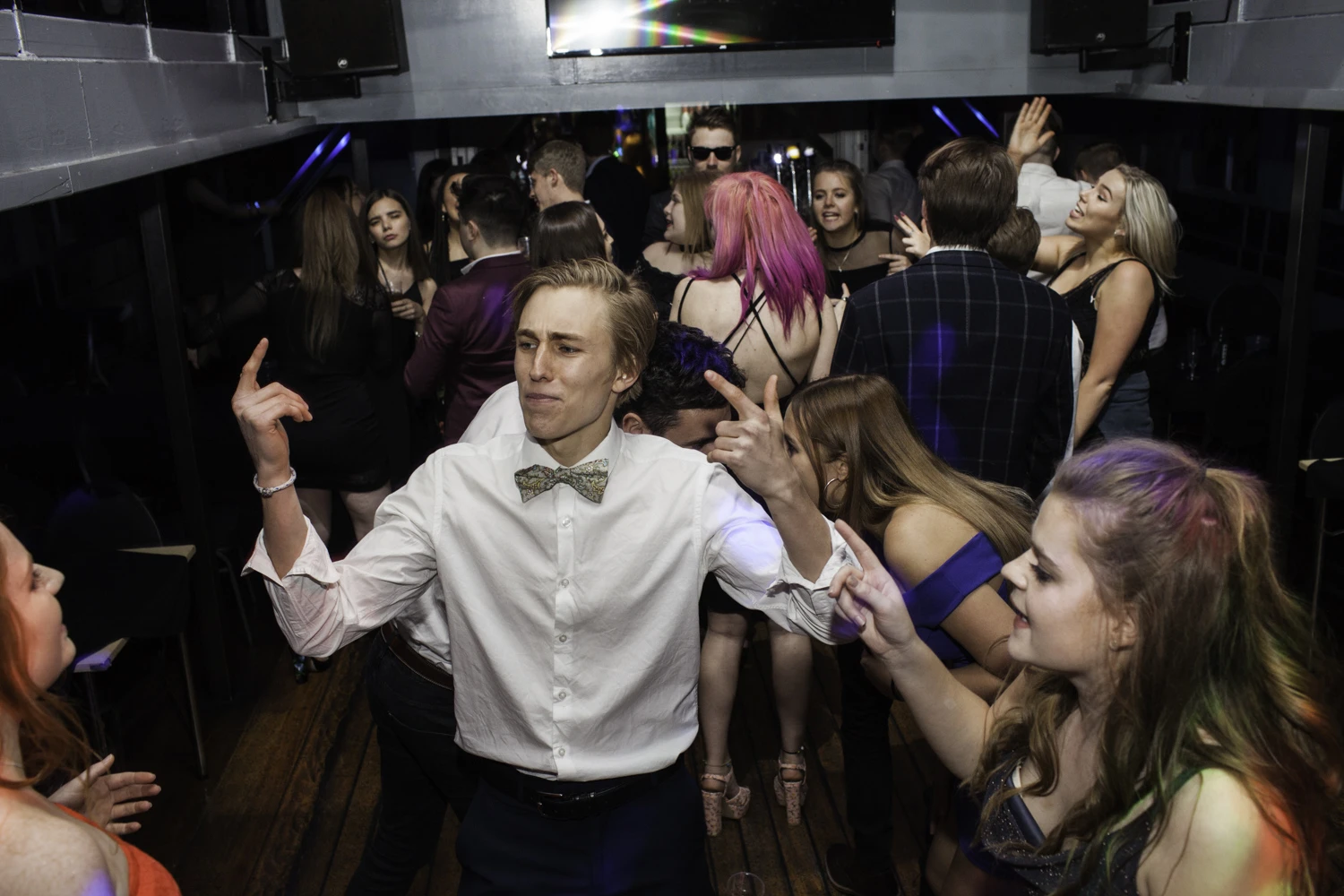 AdrianFisk-LondonBoatPartyPhotographer-WebEdit-7.jpg
